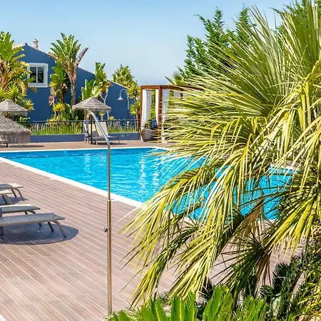 Resort Aldeia Azul 4*