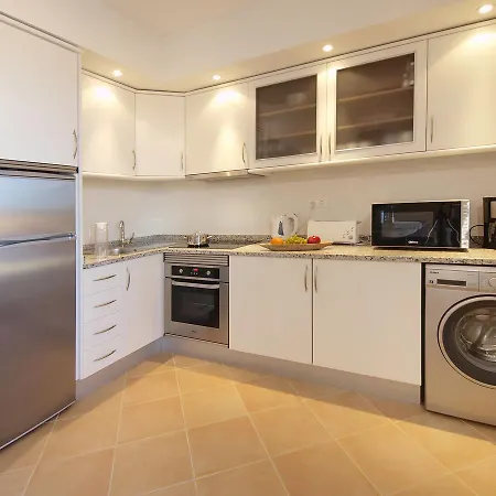 Aldeia Azul منتجع 4*