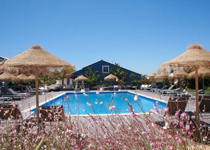 אתר נופש Aldeia Azul 4*
