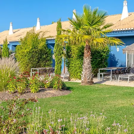 Aldeia Azul 4*