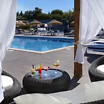 Aldeia Azul 4*