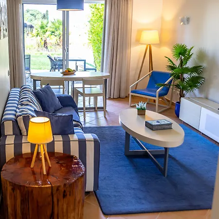 Aldeia Azul Feriested 4*